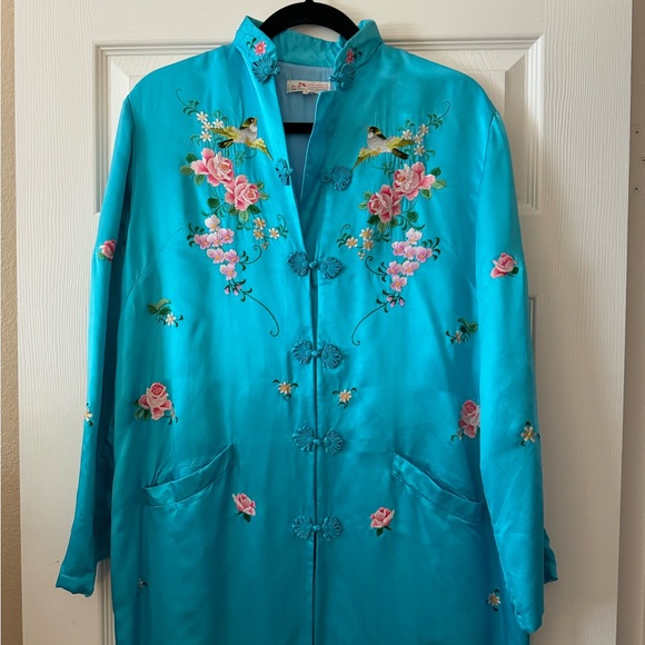 Floral Embroidered Asian Style Coat/Long Tunic - by Red Clouds - Size 40 (Med?) - Picture 2 of 10